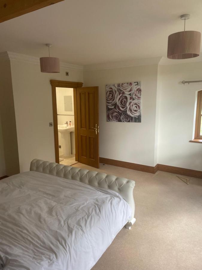Dairy Farm Guest House Crewe Eksteriør bilde